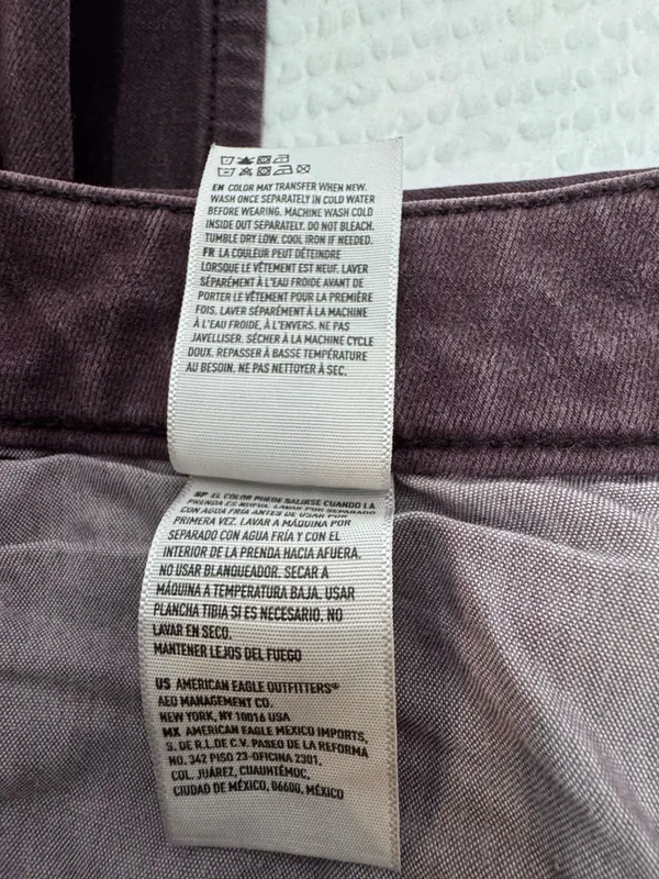 American eagle burgundy women jeans size 14 super stretch - Image 7