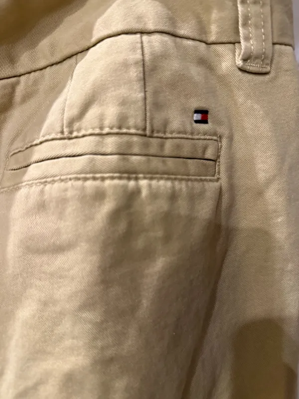 Tommy Hilfiger Khaki Pants Size 18 - Image 9