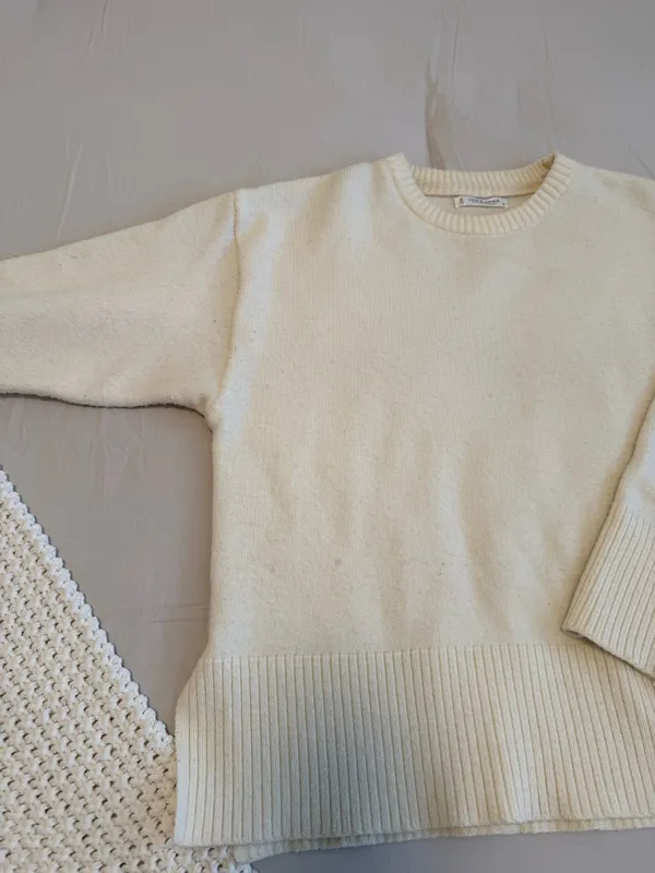 Boutique Off white sweater - Image 5