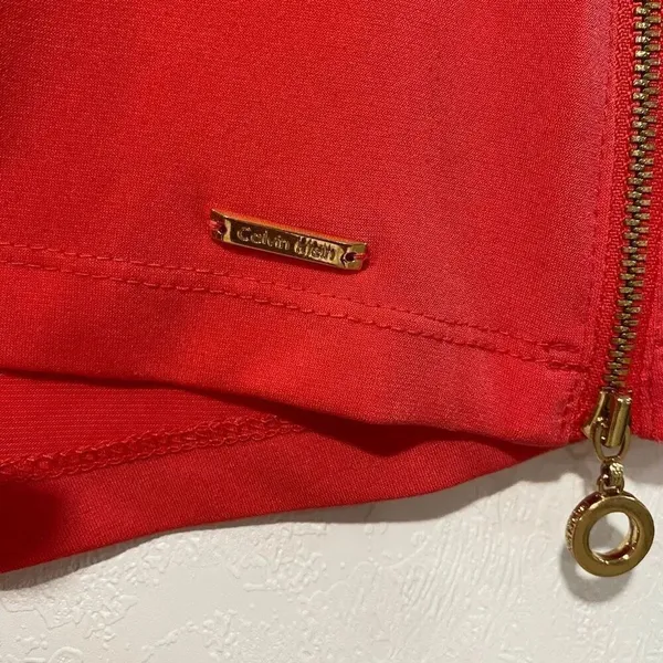Calvin Klein Sleeveless Red Black Colorblock Top Gold Zipper Size S - Image 6