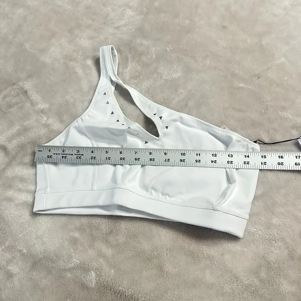 GIGI C Jacqui Sports Bra Women's Medium White One Shoulder Cutout Asymmetrical - Image 7