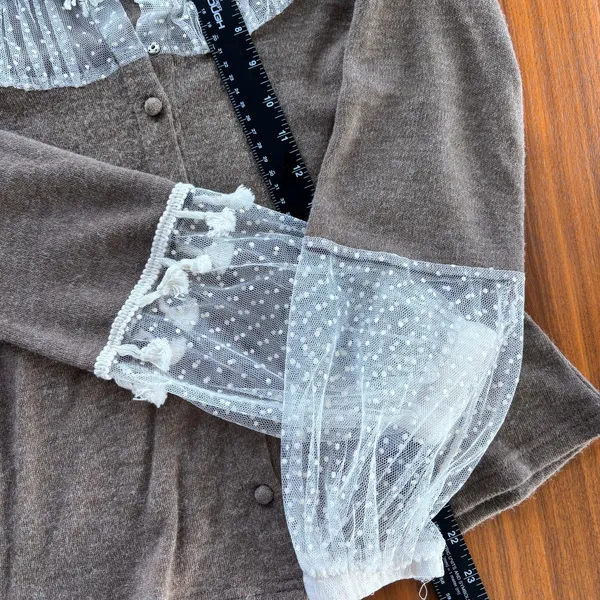 Vintage Y2K Delicate Lace Knit Sweater Sheer Neckline Sleeves Cottage Size Small - Image 9
