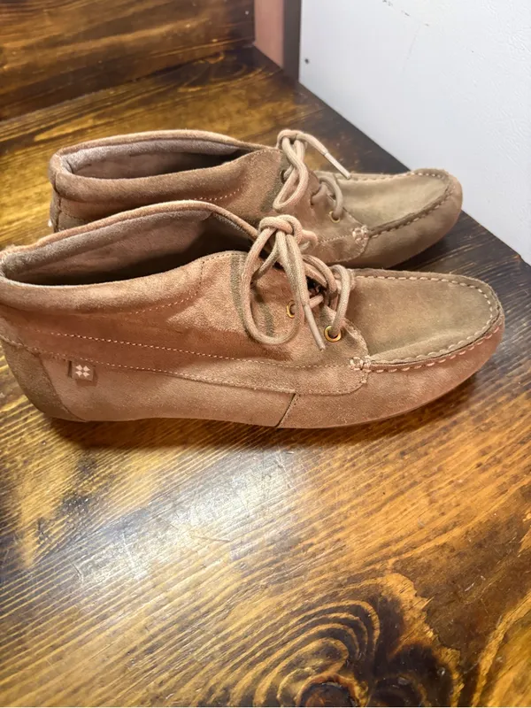 Naturalizer brown moccasins size 8.5 Wide - Image 2