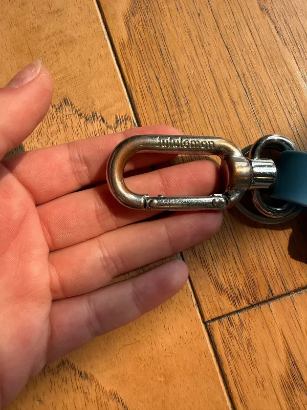 Lululemon Never Lost Keychain Blue - Image 2