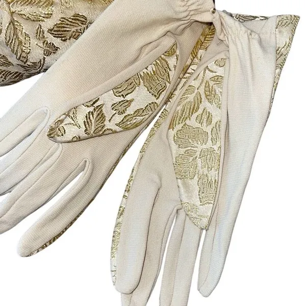 Vintage 1950’s Womens Metallic Jacquard Chain Handle Clutch and Gloves Gold Crea - Image 4