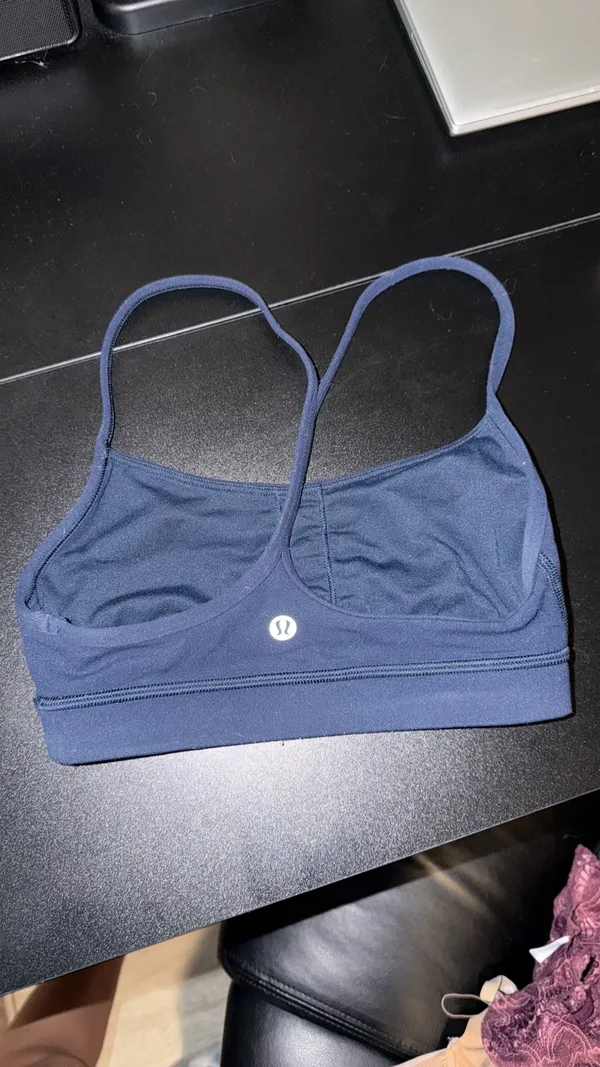 Lululemon Sports Bra Y Flow Black - Image 2