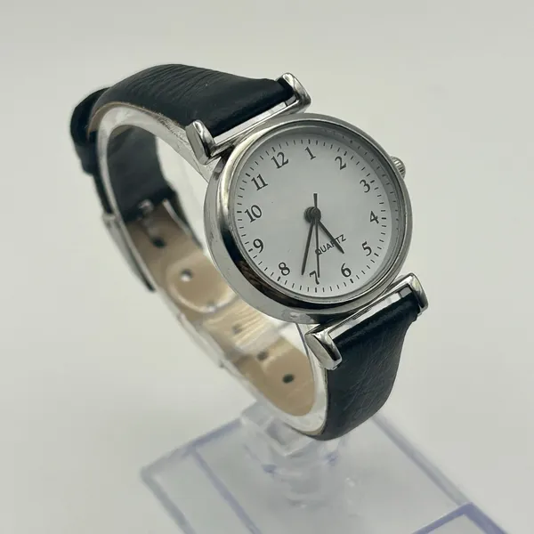 Women’s Silver Classic Quartz Watch Black Leather Working - Image 3