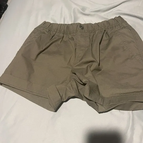 Prana green shorts‎ size 6 - Image 4
