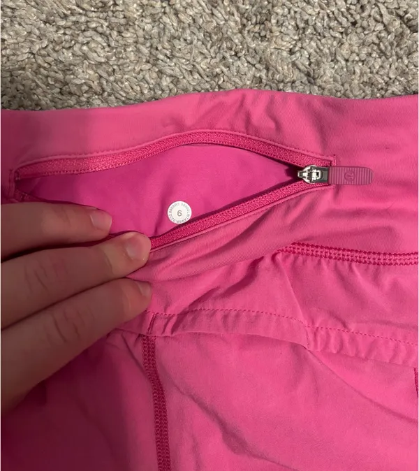 Lululemon Speed Up Shorts 2.5" - Image 5