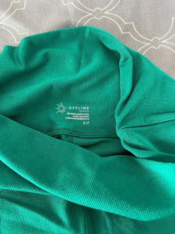 Green Aerie Bike Shorts - Image 2