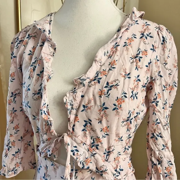 FOR LOVE & LEMONS x REVOLVE Nostalgia Floral Tie Front Mini Dress Size‎ Small - Image 5