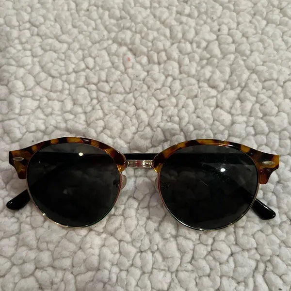 Sunglasses Brown - Image 2