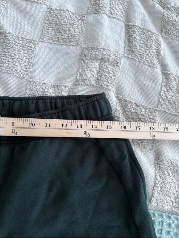 Lululemon Scuba Mid-Rise Oversized Jogger *Regular size M - Image 3