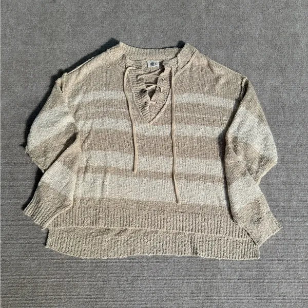 BKE Buckle Women’s Cream Striped Lace-Up V-Neck Knit Sweater - Size Small - Image 4
