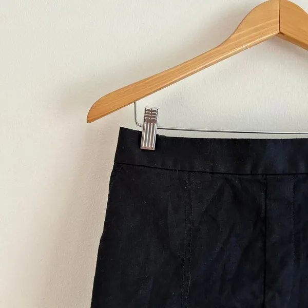 Banana republic black linen trouser shorts - Image 6