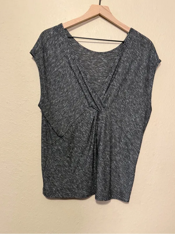 Rag & Bone Gray Twist Back Top Size Small - Image 5