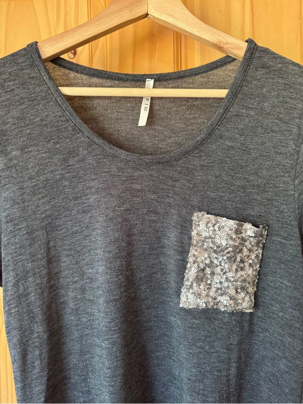 miami Dark Gray Short Sleeve Tee with Sequin Pocket size large - Image 2