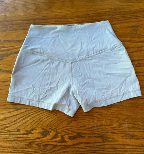 Light Gray Lululemon Shorts Size 6  - Image 3