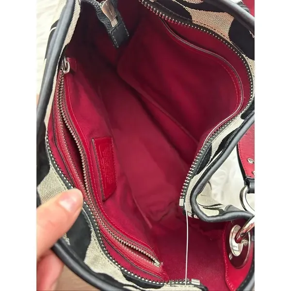 COACH Signature Hampton Stripe Purse Classic Logo Shoulder Bag Black Red White 1 - Image 4