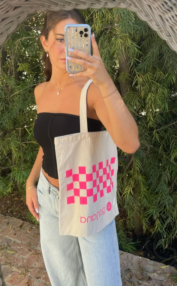 Gorjana cream tote bag - Image 2