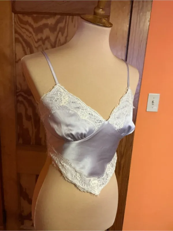 Forever 21 Y2K Inspired Satin Lace Cami Handkerchief Hem Lavender Top XS S - Image 5