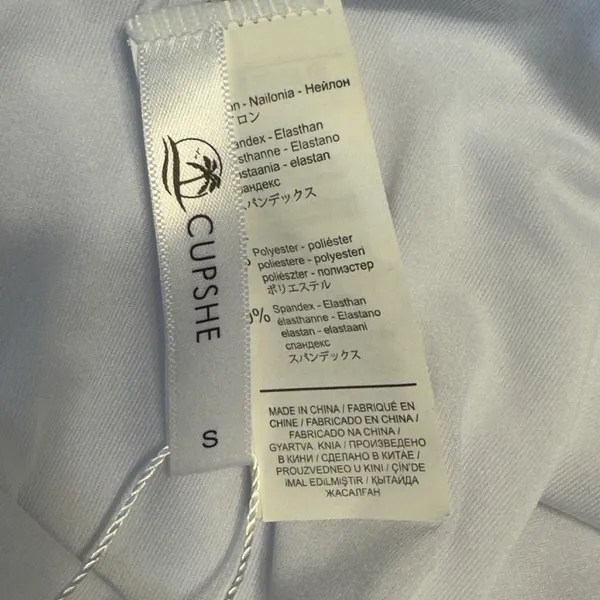 1565 | NWT Cupshe Ruffle Textured Wrap One Piece Swimsuit White Womens‎ S - Image 7