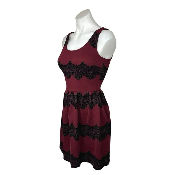 Soprano Red Maroon Black Lace Sleeveless Fit Flare Formal Cocktail Mini Dress - Image 2