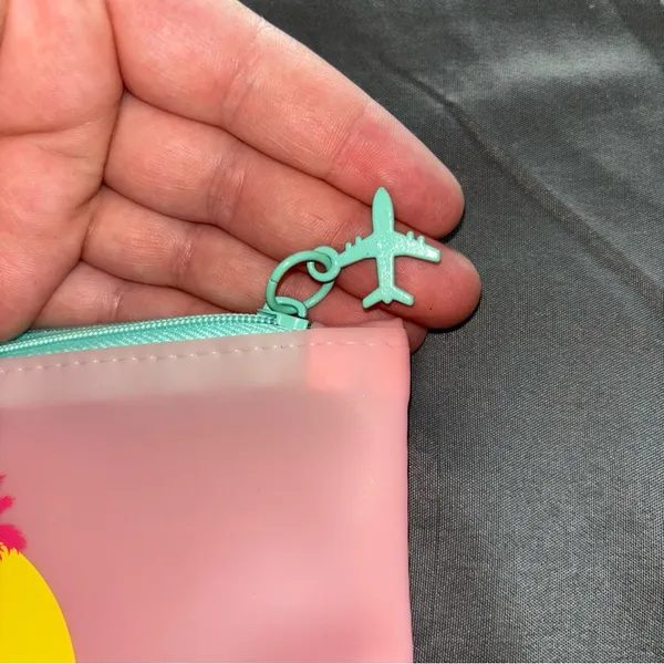 Escape Ipsy bag BOGO - Image 4