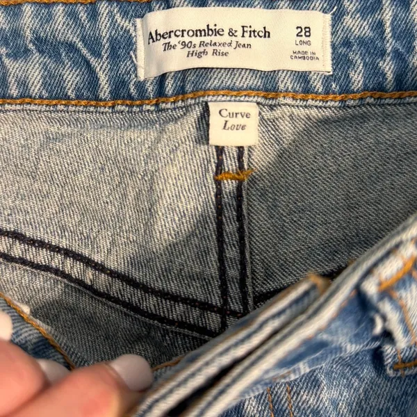 Abercrombie & Fitch The 90" Relaxed High Waisted NWT size‎ 28L - Image 6