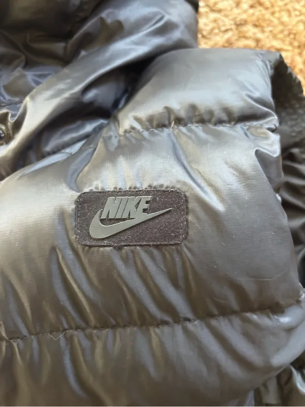 Black Puffer Vest - Image 5