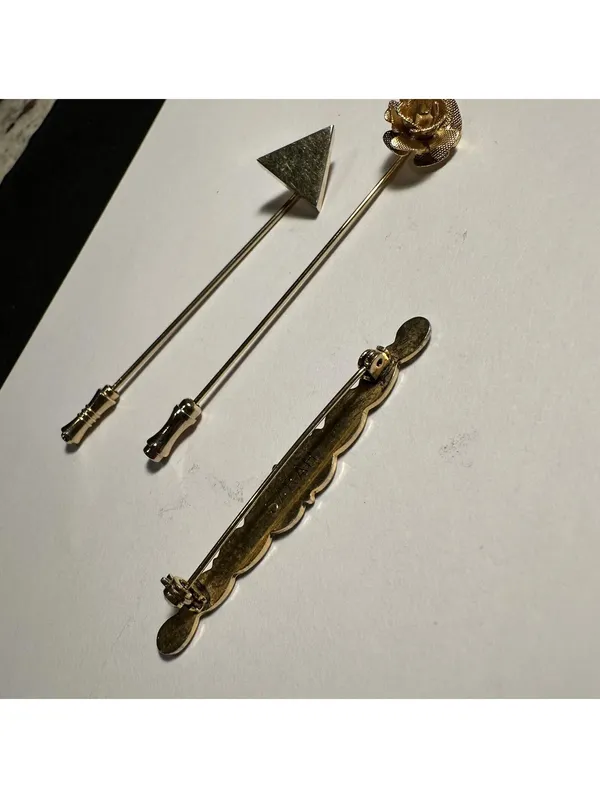 Lot Of 3 Gold Tone Brooch / Lapel Stick Pins 1 Signed Sarah (Sarah Coventry) - Image 9