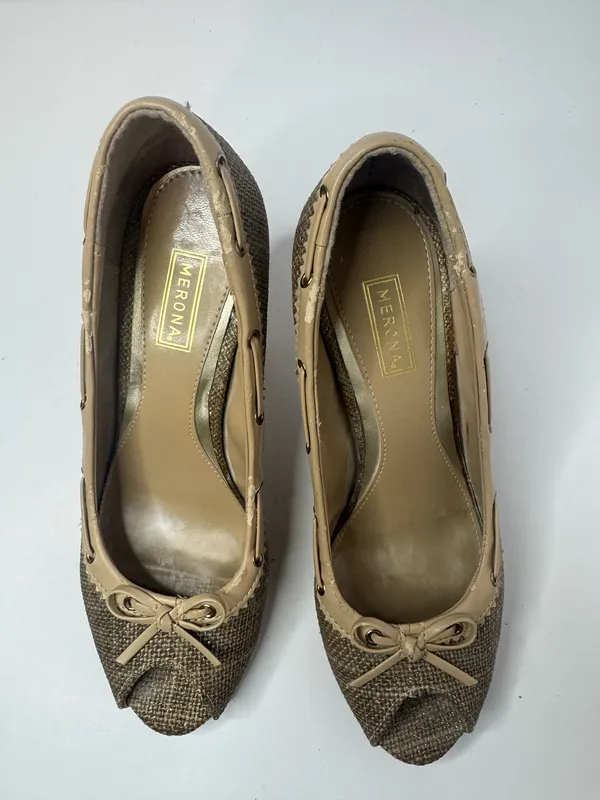 Merona Tan Peep Toe Heels Women's Size 7.5 - Image 2