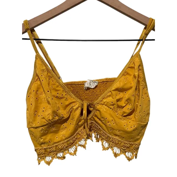 Free People Boho Crop Top Sz M Yellow Floral Eyelet Festival‎ Coastal Beach - Image 2