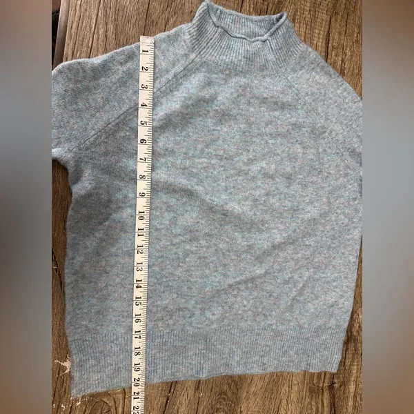 J crew light blue‎ wool blend mock neck sweater size xxs - Image 7