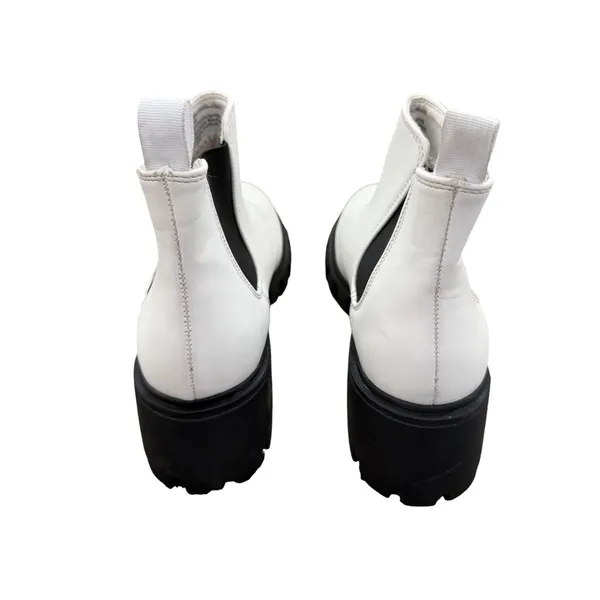 Steve Madden Howler White Lug Sole Chelsea Ankle Boots Size 7.5 - Image 5