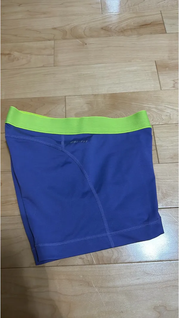 Nike Pro Spandex Dri-Fit Shorts 3" - Image 2