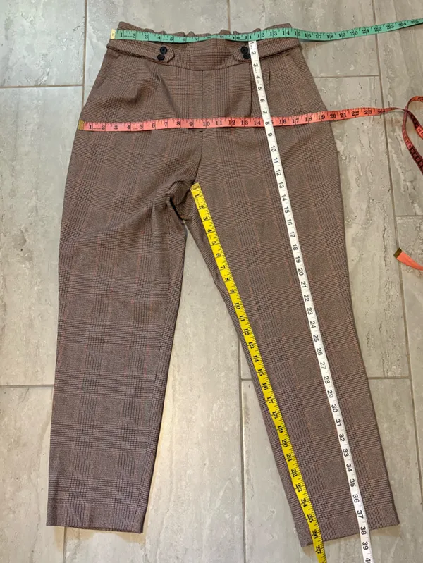 🆕Express Women’s Plaid Ankle Trousers High Rise in Brown Size M - Image 3