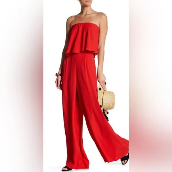 Free People Gia Red Crepe‎ Strapless Flounce Top & Wide Leg Pants Set Size Small - Image 4