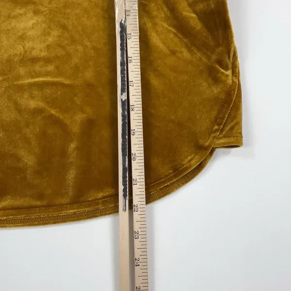 Madewell Blouse Womens L Gold Velvet Crew Neck Short Sleeve Stretch Dolman Top - Image 5