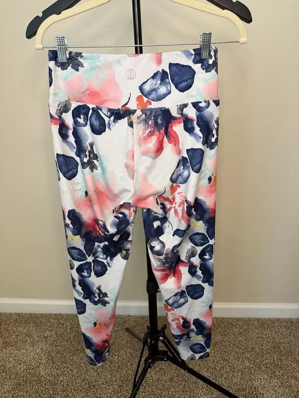 Balance Collection Watercolor Floral High-Waisted‎ Leggings Size L - Image 4