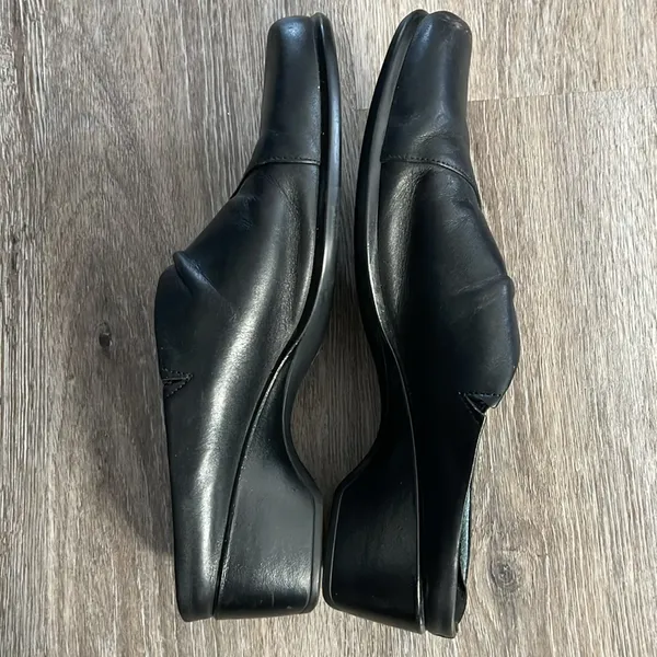 Clarks Artisan Collection Slip On Shoes Size 11 Medium - Image 11