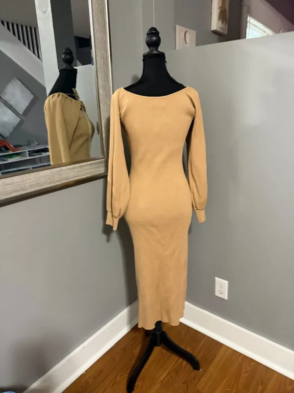 Olia Ribbed Scoop Neck Neutral Midi Dress Size Large. - Image 3