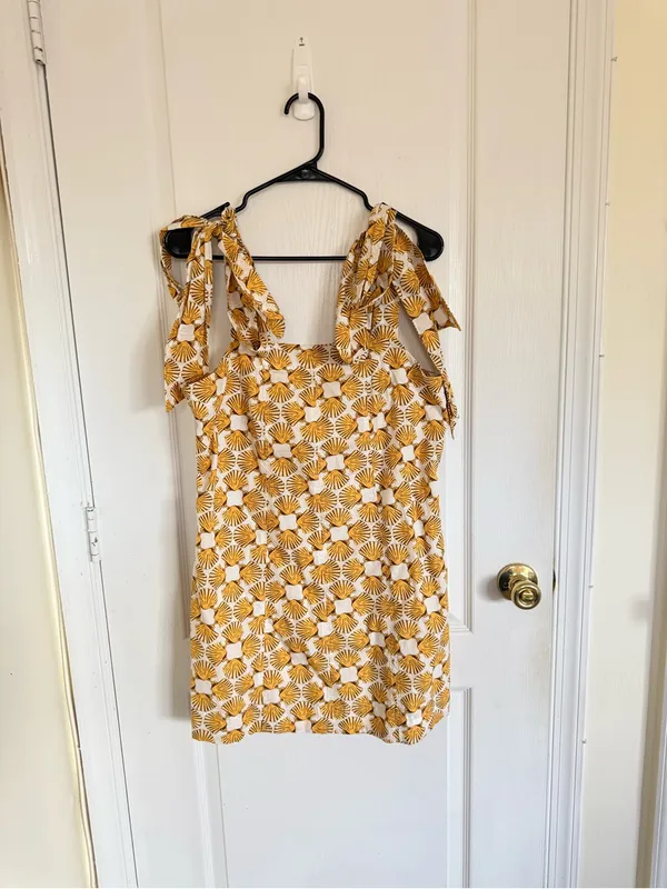Anthropologie Maeve Tie Strap Yellow Seashell Mini Dress - Image 2