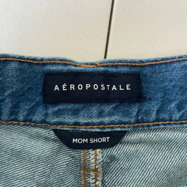 EUC | Aeropostale women’s light wash ripped denim mom shorts‎ — size 0 - Image 5
