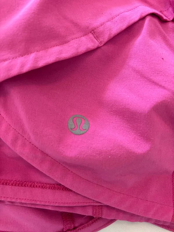 Hot Pink Lululemon Shorts 2.5" Speed Up low-rise - Image 4
