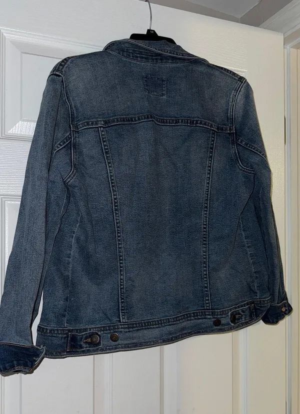 Old Navy Denim Jacket - Image 2