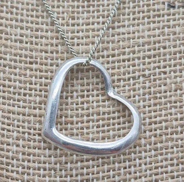 Vintage Sterling Silver Chain and Open Heart Pendant Necklace 18" Valentine Gift - Image 3