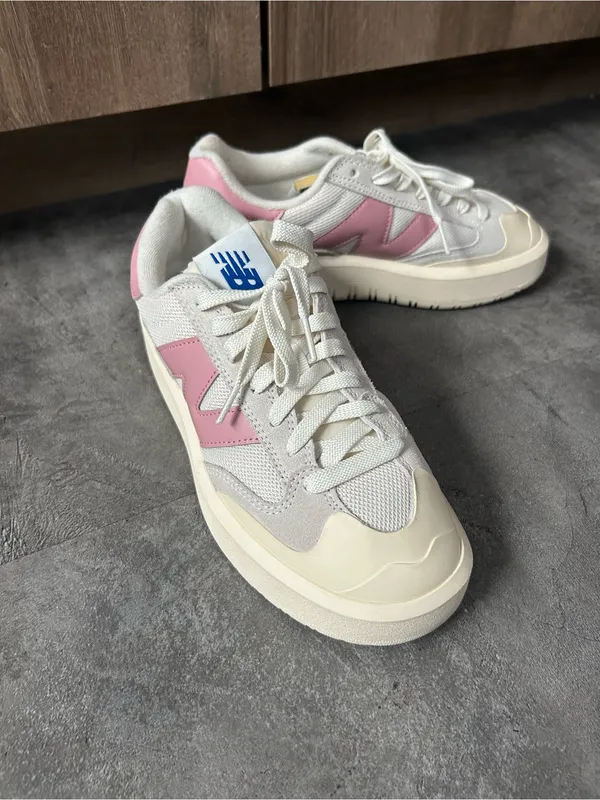 New Balance CT302 Platform Sneakers Anthropologie Size 8 Pink - Image 5