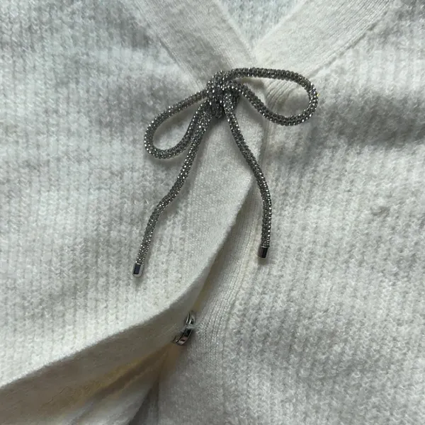 H&M Super Soft Cropped Sweater 🎀✨🪩 - Image 2