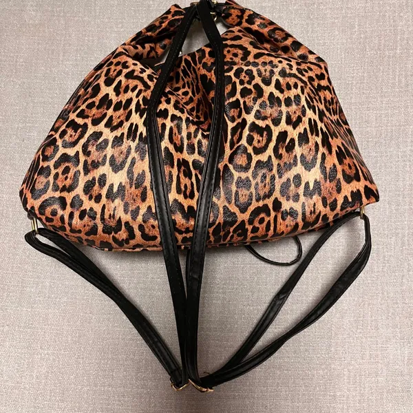 New Leopard Butterfly Lace Up Convertible Shoulder Bag Backpack Faux‎ Leather - Image 4